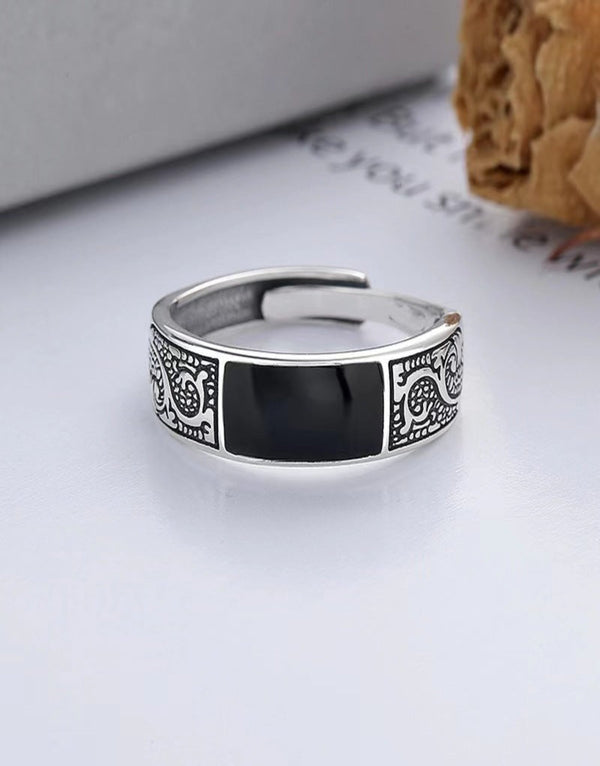 Elegant Black Ring