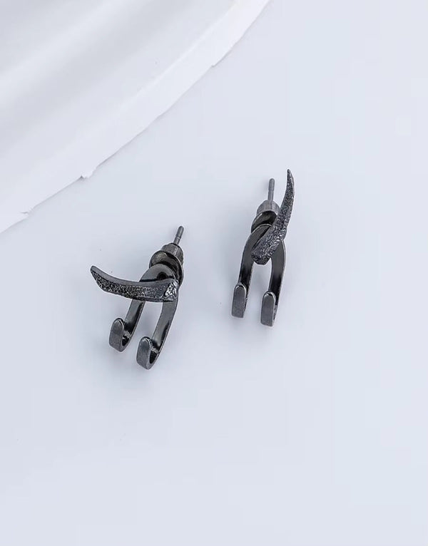 Kohli's Fav Black Earrings